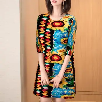 The new spring/summer 2019 women's wear includes a long, stylish and age-reducing dress free shipping 
The new spring/summer 2019 women's wear includes a long, stylish and age-reducing dress free shipping