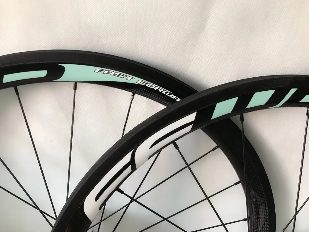 High TG 700C Carbon Wheels 38mm/50mm/60mm/88mm Road Carbon Wheelset Clincher 25mm U shape Cycle Bicycle Wheels Basalt Brake
High TG 700C Carbon Wheels 38mm/50mm/60mm/88mm Road Carbon Wheelset Clincher 25mm U shape Cycle Bicycle Wheels Basalt Brake