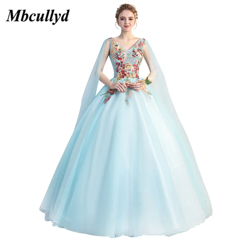 Mbcullyd Sexy V-neck Blue Quinceanera Dresses 2019 Charming Flowers Ball Gown Sweet 16 Dresses Vestido de 15 anos Plus Size
Mbcullyd Sexy V-neck Blue Quinceanera Dresses 2019 Charming Flowers Ball Gown Sweet 16 Dresses Vestido de 15 anos Plus Size
