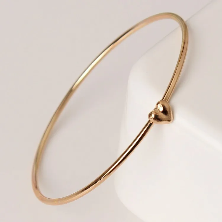 Vintage Cuff Bracelet Bangles for Women Brief Gold Color Open Arrow Knotted Charms Bracelet Jewelry valentines Gift
Vintage Cuff Bracelet Bangles for Women Brief Gold Color Open Arrow Knotted Charms Bracelet Jewelry valentines Gift