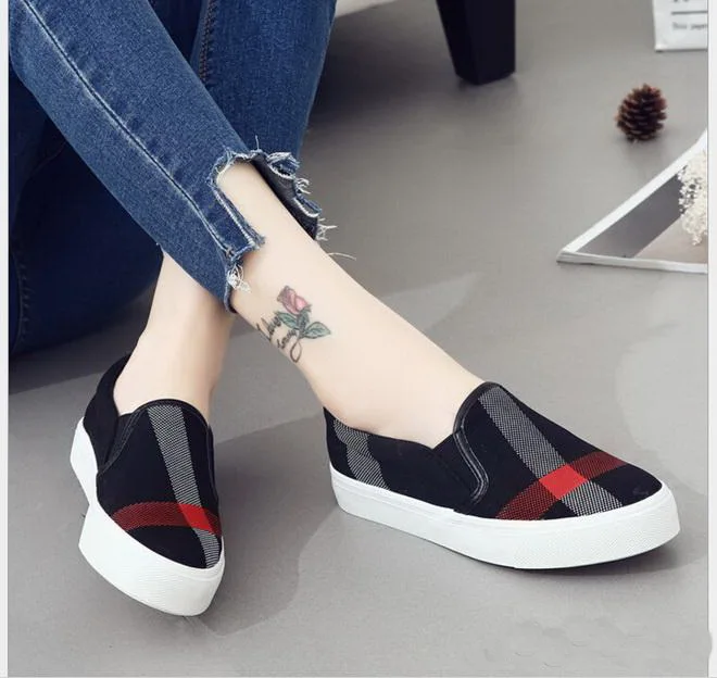 Image 2017 Spring fashion women Shoes Printed canvas shoes flat heel shoes woman lazy loafers