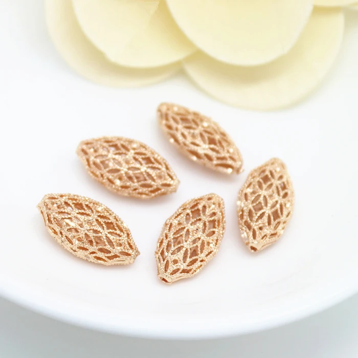 4PCS 10.5x20MM 24K Champagne Gold Color Plated Brass Oval Spacer Beads Bracelet Beads High Quality Jewelry Accessories
4PCS 10.5x20MM 24K Champagne Gold Color Plated Brass Oval Spacer Beads Bracelet Beads High Quality Jewelry Accessories