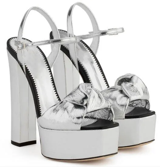 High quality! Ladies platform silvery open toe super high chunky heel sandals Fashion ankle strap peep toe heels Wedding shoes
High quality! Ladies platform silvery open toe super high chunky heel sandals Fashion ankle strap peep toe heels Wedding shoes