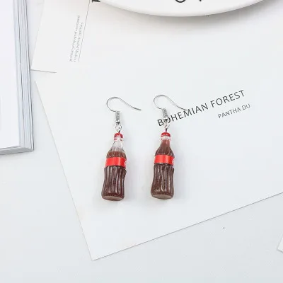 European and American personality creativity is very Coke, with lovely and simple style Coke earrings and Earrings
European and American personality creativity is very Coke, with lovely and simple style Coke earrings and Earrings