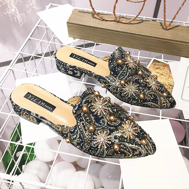 Fashion Pointed Toe Women Slippers Summer Street Rhinestone Slip-on Women Slides Mules Slipper Ladies Casual Shoes 35-39 1357w
Fashion Pointed Toe Women Slippers Summer Street Rhinestone Slip-on Women Slides Mules Slipper Ladies Casual Shoes 35-39 1357w