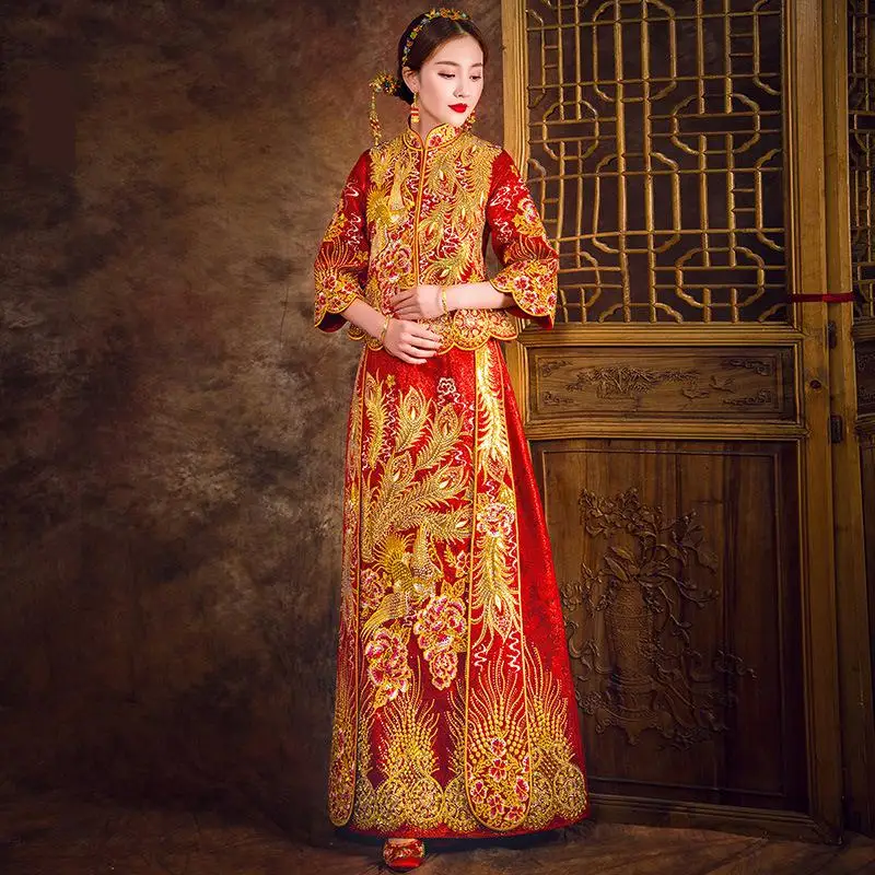 Chinese Traditional Bride Wedding Party Cheongsam Royal Women Rhinestone Half Sleeve Marriage Suit Vintage Full Length Qipao
Chinese Traditional Bride Wedding Party Cheongsam Royal Women Rhinestone Half Sleeve Marriage Suit Vintage Full Length Qipao