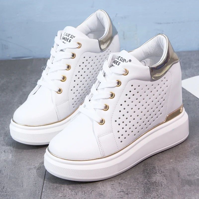 Wedged Sneakers Women Height Increasing Sports Shoes 12CM Women High Platform White Breathable Walking Shoes Travel Shoes
Wedged Sneakers Women Height Increasing Sports Shoes 12CM Women High Platform White Breathable Walking Shoes Travel Shoes