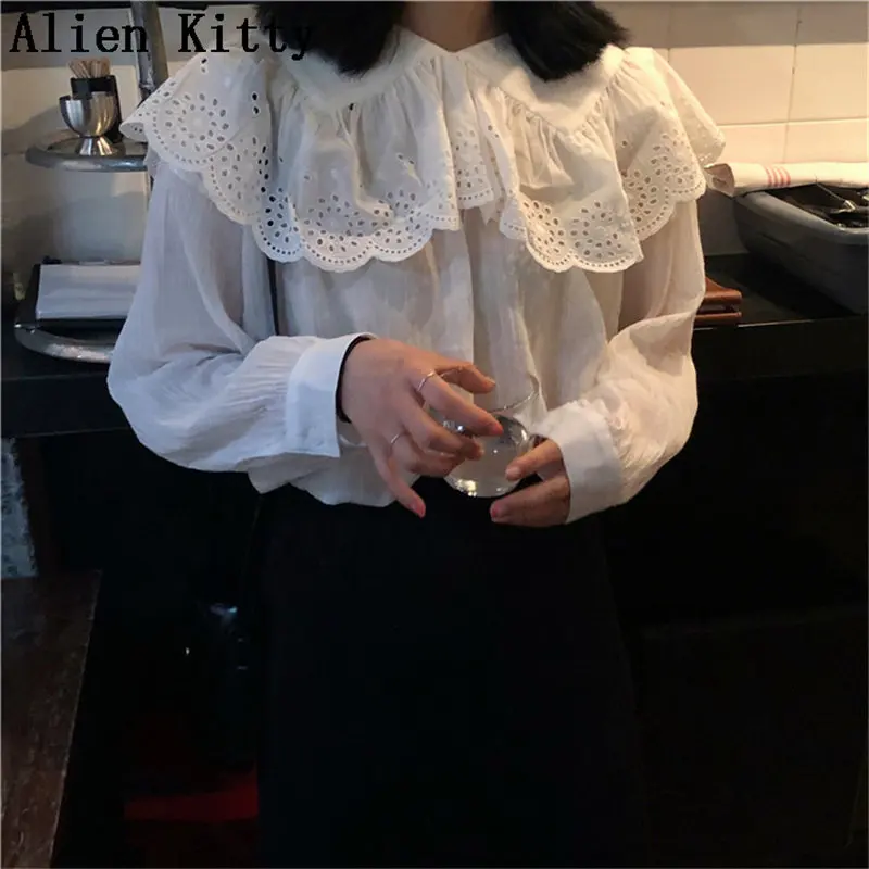 Alien Kitty Blouse Casual Peter Pan Collar Vacation Free All Match Summer 2019 Stylish Female Fresh Loose Sweet Shirts 2 Colors
Alien Kitty Blouse Casual Peter Pan Collar Vacation Free All Match Summer 2019 Stylish Female Fresh Loose Sweet Shirts 2 Colors