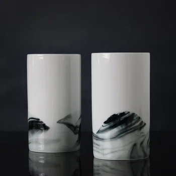 Jingdezhen Hand-made Ceramic Cup Landscape Ink Painting Hand-held Cup Japanese Restoration Literature and Art Simple
Jingdezhen Hand-made Ceramic Cup Landscape Ink Painting Hand-held Cup Japanese Restoration Literature and Art Simple