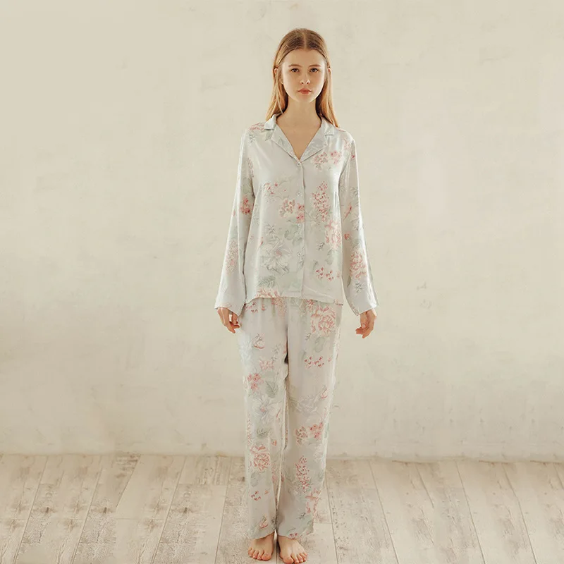 Summer Tribute Satin Flower Printing Pajamas Sweet Long-sleeved Sleepwear Loungewear Women Turn-down Collar Pyjamas Home Clothes
Summer Tribute Satin Flower Printing Pajamas Sweet Long-sleeved Sleepwear Loungewear Women Turn-down Collar Pyjamas Home Clothes