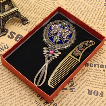 Brand New 4 Colors Hollow Handle Cosmetic Mirror Comb Suit Set Round Shaped Mirror Patterns Random
Brand New 4 Colors Hollow Handle Cosmetic Mirror Comb Suit Set Round Shaped Mirror Patterns Random