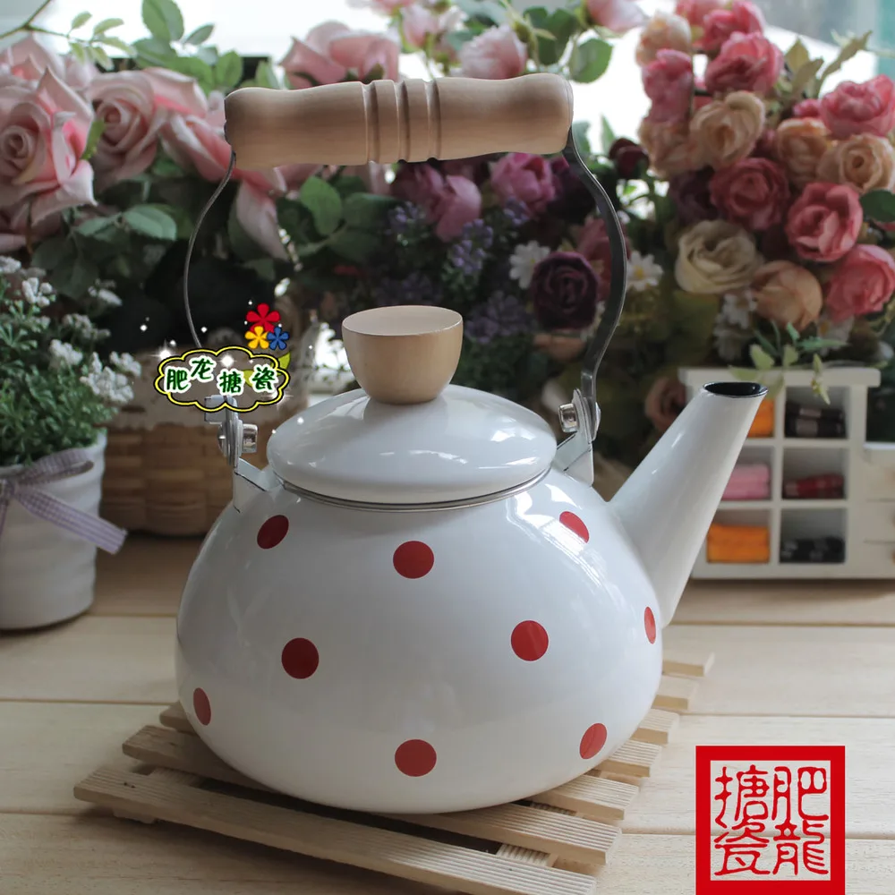 White polka dot export 1.5l enamel kettle teapot cool water pot | Дом и сад