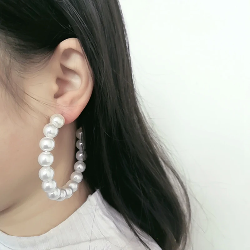 Fashion Simulated Pearl Statement Big Small Hoop Earrings For Women Exaggerate Circle Earrings Personality Nightclub Jewelry
Fashion Simulated Pearl Statement Big Small Hoop Earrings For Women Exaggerate Circle Earrings Personality Nightclub Jewelry