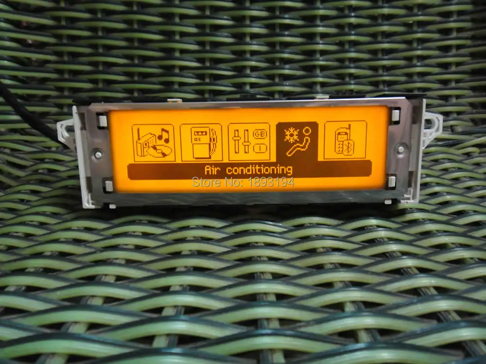 Original (Yellow) Screen support USB Dual-zone air & Bluetooth Display for Peugeot 307 407 408 807 citroen C3 Picasso C4 C5 408
Original (Yellow) Screen support USB Dual-zone air & Bluetooth Display for Peugeot 307 407 408 807 citroen C3 Picasso C4 C5 408