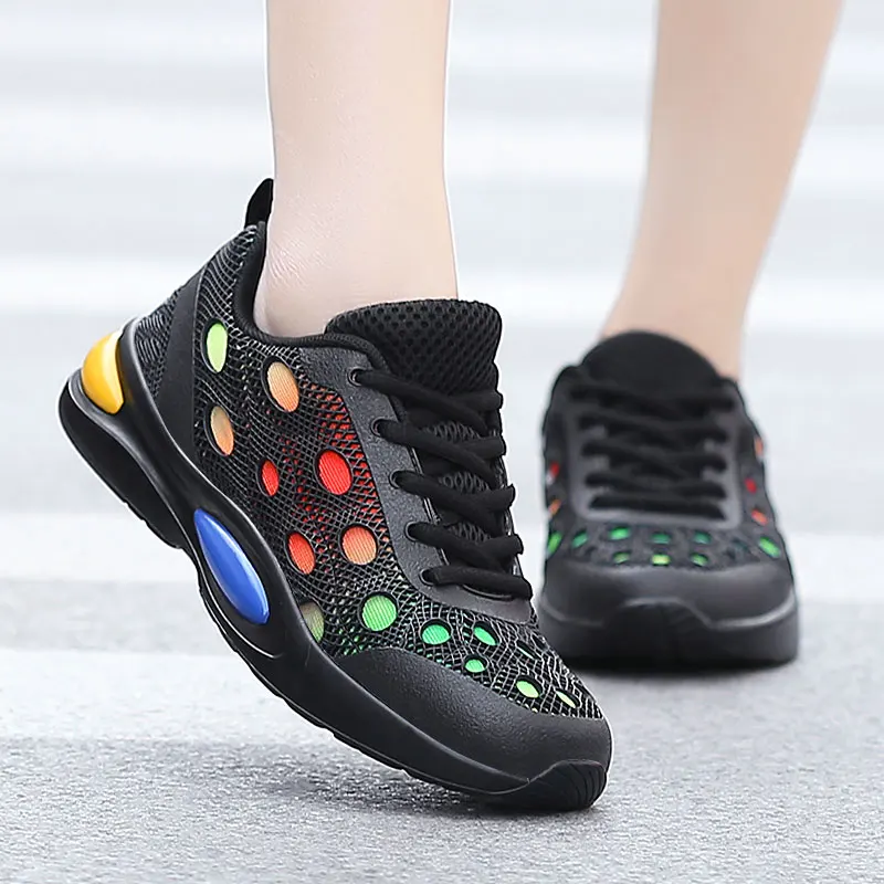 2019 New Breathable Light Weight Women Running Shoes Black Sneakers Zapatos Mujer Female Sport Shoes Outdoor Women Walking Shoes
2019 New Breathable Light Weight Women Running Shoes Black Sneakers Zapatos Mujer Female Sport Shoes Outdoor Women Walking Shoes