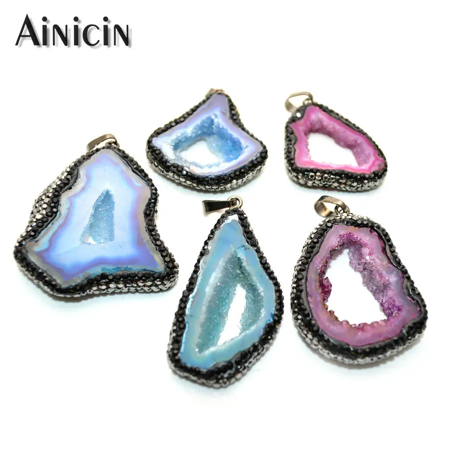 Natural Druzy Crystal Hollow Out Drusy Pendants Black Rhinestone Crystal Clay Paved For Women Jewelry Making Findings 5pcs
Natural Druzy Crystal Hollow Out Drusy Pendants Black Rhinestone Crystal Clay Paved For Women Jewelry Making Findings 5pcs