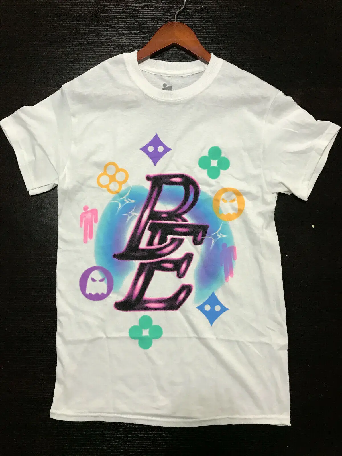 Billie Eilish Monogram T-shirt size s-3xl Good Quality Brand Cotton Shirt Summer Style Cool t Shirts 2018 New Arrival Men
Billie Eilish Monogram T-shirt size s-3xl Good Quality Brand Cotton Shirt Summer Style Cool t Shirts 2018 New Arrival Men