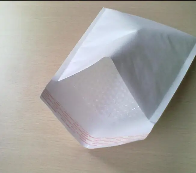 14*16cm CD/CVD Packaging Shipping Bubble Mailers white paper Padded Envelopes Bag Bubble Mailing Envelope Bag
14*16cm CD/CVD Packaging Shipping Bubble Mailers white paper Padded Envelopes Bag Bubble Mailing Envelope Bag