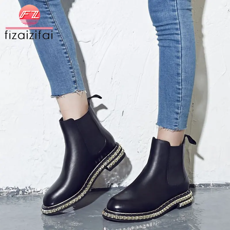FizaiZifai Genuine Leather Women Ankle Boots High Quality Chelsea Boots Autumn Winter Daily Flats Women Footwear Size 33-40
FizaiZifai Genuine Leather Women Ankle Boots High Quality Chelsea Boots Autumn Winter Daily Flats Women Footwear Size 33-40