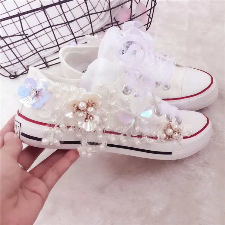 

Rhinestones Pearl Hand-stitched Canvas Shoes Beaded Lace Low Top Female Flat Manual Leisure Shoes Womens Canvas Shoes