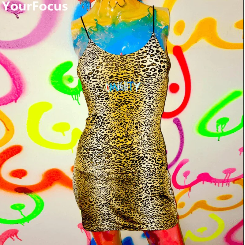 Summer new arrival omighty style Leopard letters embroidery cute kawaii streetwear tight mini spaghetti strap dress YQ-995
Summer new arrival omighty style Leopard letters embroidery cute kawaii streetwear tight mini spaghetti strap dress YQ-995