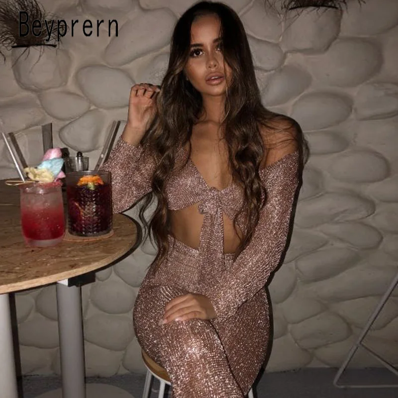 Beyprern Spring Long Sleeve Sheer Metallic Tie Front Crop Top Womens High Quality Stretchy Rose Gold Metallic T-shirts Wholesale
Beyprern Spring Long Sleeve Sheer Metallic Tie Front Crop Top Womens High Quality Stretchy Rose Gold Metallic T-shirts Wholesale