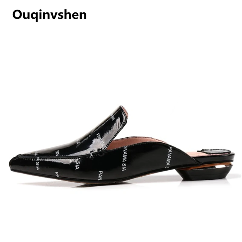 Ouqinvshen Red Fashion Mules Shoes Women Plus Size 45 Black Patent Leather Letter Flats Shoes Women Pointed Toe Summer Slippers
Ouqinvshen Red Fashion Mules Shoes Women Plus Size 45 Black Patent Leather Letter Flats Shoes Women Pointed Toe Summer Slippers