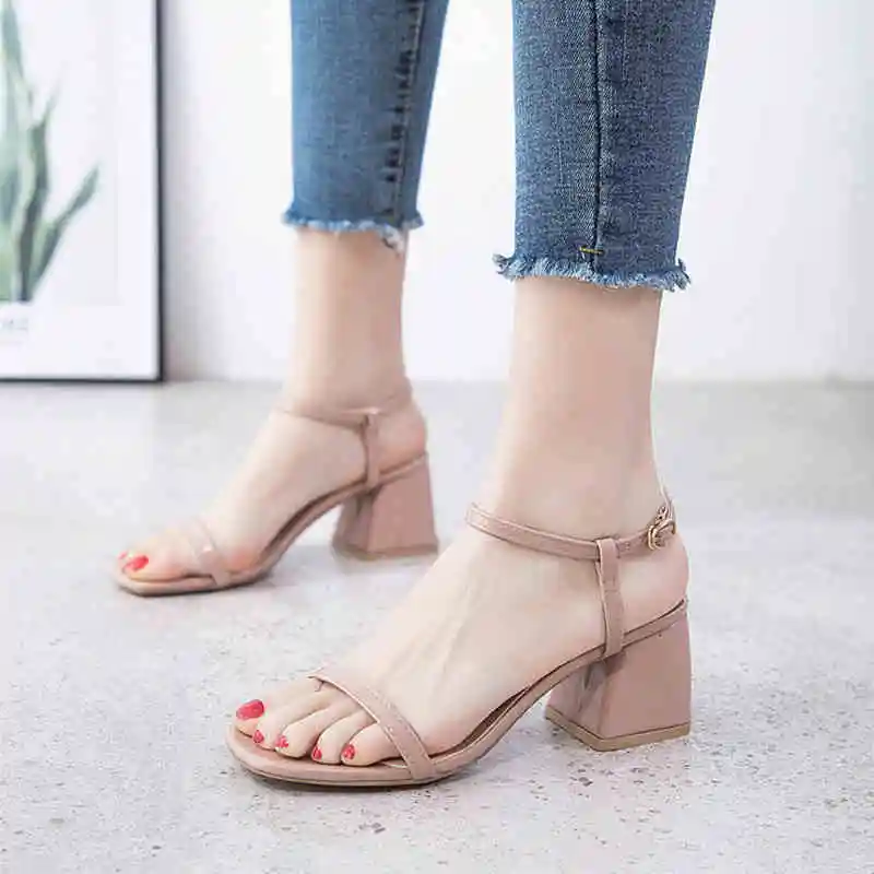 New Summer shoes Women pattern Sandals Heel Pumps lady Sexy hight quality Square heel Non-slip Peep Toe 6cm Shoes B11-06 
New Summer shoes Women pattern Sandals Heel Pumps lady Sexy hight quality Square heel Non-slip Peep Toe 6cm Shoes B11-06