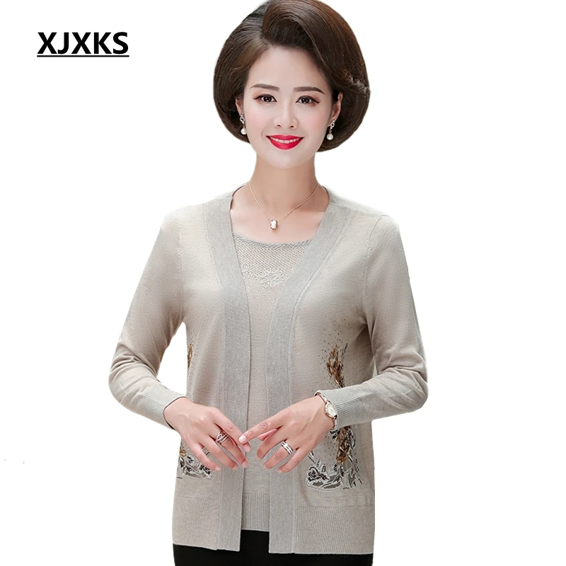 XJXKS New 2019 Large Size Wool Two-piece Modis Hollow Top + Cardigan Women Set Long-sleeved Knit Sweater Sets
XJXKS New 2019 Large Size Wool Two-piece Modis Hollow Top + Cardigan Women Set Long-sleeved Knit Sweater Sets