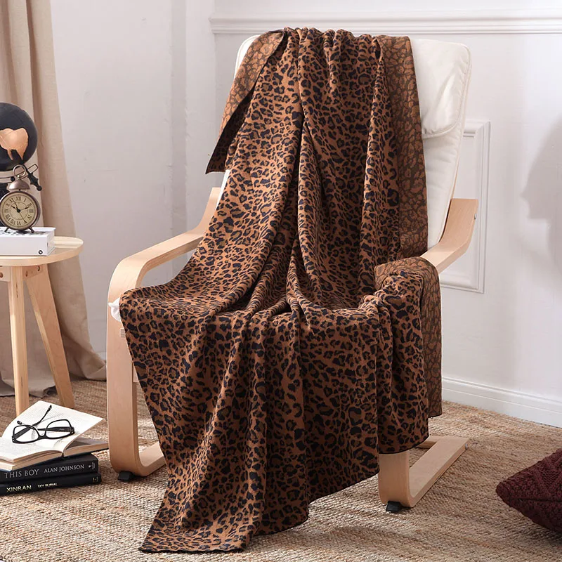New Fashion Leopard pattern double-knit blankets shawl Hotels leisure Home sofa 100% cotton Knitted blanket Wholesale
New Fashion Leopard pattern double-knit blankets shawl Hotels leisure Home sofa 100% cotton Knitted blanket Wholesale