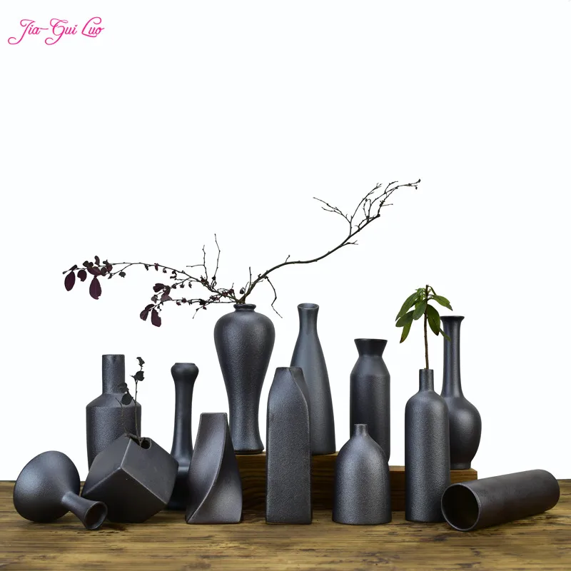 JIA-GUI LUO Ceramic Vases Hotel Leisure Club Display Dried Flower and Flower Decoration Container Creative C015
JIA-GUI LUO Ceramic Vases Hotel Leisure Club Display Dried Flower and Flower Decoration Container Creative C015