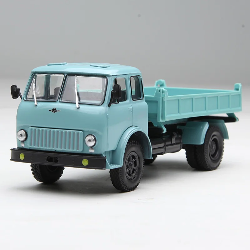 1:43 New Die Casting Alloy Special Toy Truck Miniature Scene Model Russian Truck Free Shipping
1:43 New Die Casting Alloy Special Toy Truck Miniature Scene Model Russian Truck Free Shipping