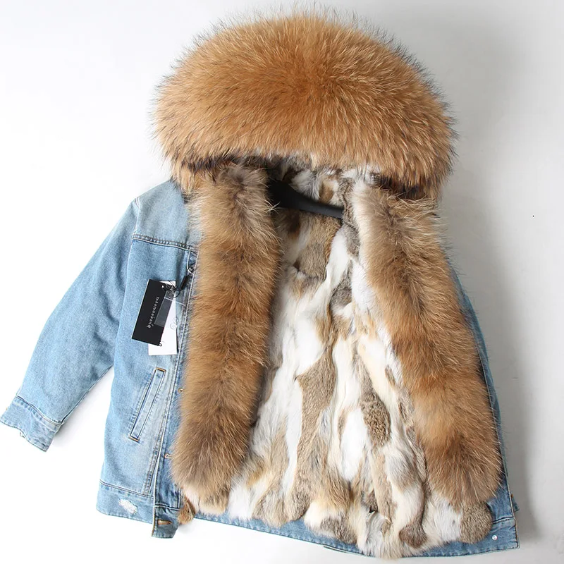 2019 casual women autumn winter denim jackets coats fashion streetwear real raccoon fur collar hooded real rabbit fur liner 
2019 casual women autumn winter denim jackets coats fashion streetwear real raccoon fur collar hooded real rabbit fur liner