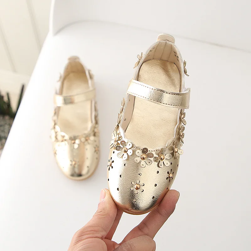 New Kids Baby Toddler Girl Children White Wedding Party Princess Leather Soft Bottom Shoes Girls Flower Single Shoes A966
New Kids Baby Toddler Girl Children White Wedding Party Princess Leather Soft Bottom Shoes Girls Flower Single Shoes A966