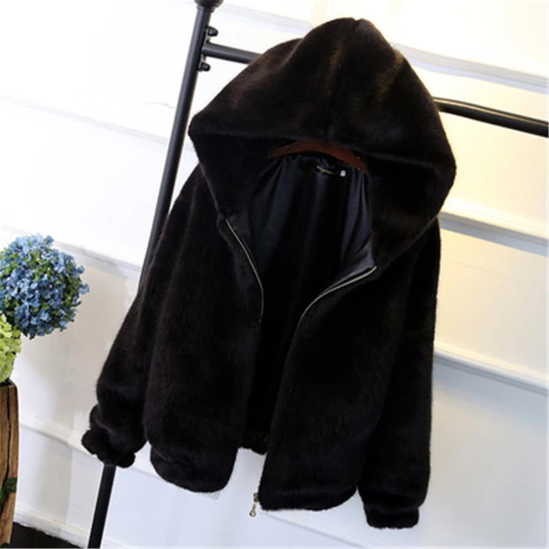 Winter fur Coat women's warm Hooded fashion short slim jacket fox fur Coat Outerwear artificial fur Big Size Women Costumes J932
Winter fur Coat women's warm Hooded fashion short slim jacket fox fur Coat Outerwear artificial fur Big Size Women Costumes J932