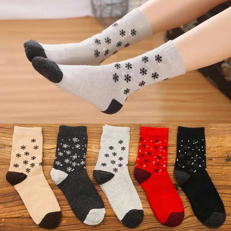 NEW Wool Material Women's Warm Socks Autumn Winter Comfortable Fashion Female Lovely Sweet Small Snowflake Pattern Meias Sock
NEW Wool Material Women's Warm Socks Autumn Winter Comfortable Fashion Female Lovely Sweet Small Snowflake Pattern Meias Sock