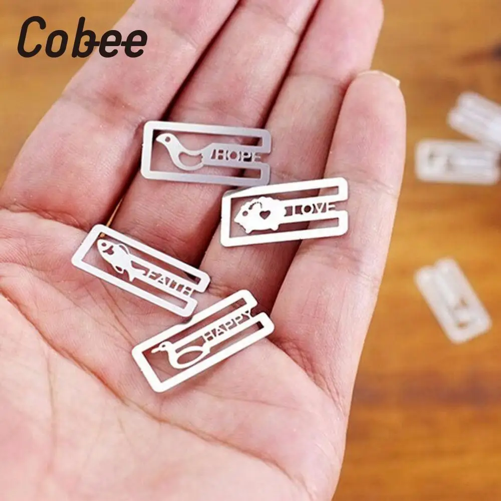 Cobee 20Pcs Mini Cute Metal Bookmarks Office School Book Note Clip Accessories With Case Box papelaria bookmarks
Cobee 20Pcs Mini Cute Metal Bookmarks Office School Book Note Clip Accessories With Case Box papelaria bookmarks