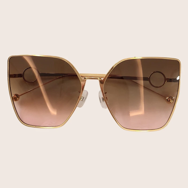 2019 New Style Square Sunglasses Elegant Women Luxury Brand Designer Metal Frame Sun Glasses Female Vintage Shades Eyewear
2019 New Style Square Sunglasses Elegant Women Luxury Brand Designer Metal Frame Sun Glasses Female Vintage Shades Eyewear
