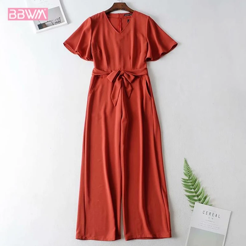 2019 summer new women's fashion wild loose solid color waist V-neck female jumpsuit Black belt burgundy elegant noble jumpsuit
2019 summer new women's fashion wild loose solid color waist V-neck female jumpsuit Black belt burgundy elegant noble jumpsuit
