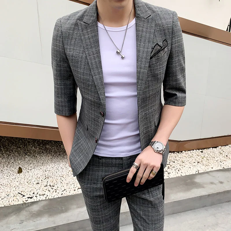 Suit men's summer Slim Korean version of the seven-point sleeve small suit youth handsome plaid sleeves jacket (shirt + pants)
Suit men's summer Slim Korean version of the seven-point sleeve small suit youth handsome plaid sleeves jacket (shirt + pants)
