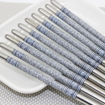 2019 New Fashion Chinese Style Length White Chopstick Vine Pattern Stainless Steel Chopsticks Pair Hot Sale High Quality Top
2019 New Fashion Chinese Style Length White Chopstick Vine Pattern Stainless Steel Chopsticks Pair Hot Sale High Quality Top