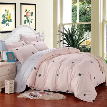 4PCS Family Duvet Cover Print Flower Bedding Set Fashion Luxury Bedding Set 2019 New Bed Sheet Duvet Cover Pillowcase No Filler
4PCS Family Duvet Cover Print Flower Bedding Set Fashion Luxury Bedding Set 2019 New Bed Sheet Duvet Cover Pillowcase No Filler