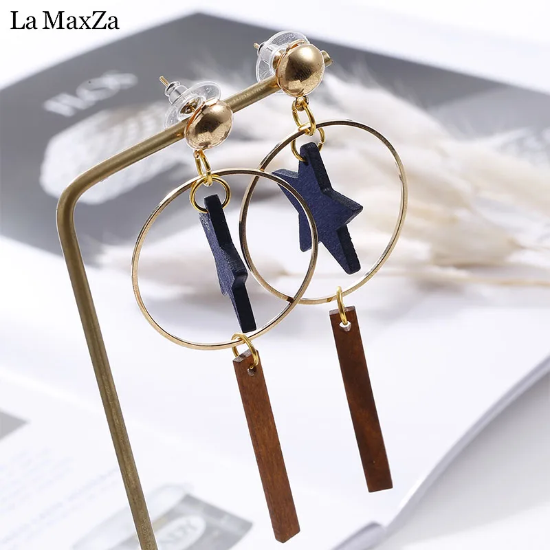 Natural Wood Earrings for Women Blue Star Hollow Alloy Dangle Earring Ethnic Fashion Statement Ear Korean Girls Jewelry Gift
Natural Wood Earrings for Women Blue Star Hollow Alloy Dangle Earring Ethnic Fashion Statement Ear Korean Girls Jewelry Gift