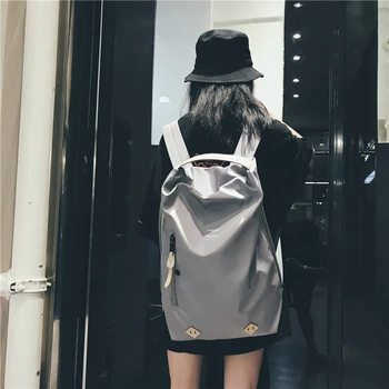 Japan's ultra-large capacity portable nylon travel bag portable men's and women's short-distance travel backpack SS - 028
Japan's ultra-large capacity portable nylon travel bag portable men's and women's short-distance travel backpack SS - 028
