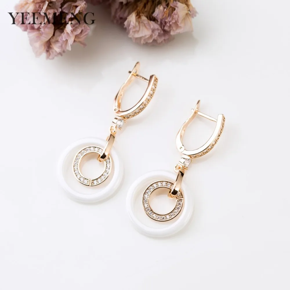 YEEMENG Delicate Black/White Circular ceramics Dangle Earrings For Women Fashion Jewelry Drop Earring Engagement Wedding Gift
YEEMENG Delicate Black/White Circular ceramics Dangle Earrings For Women Fashion Jewelry Drop Earring Engagement Wedding Gift