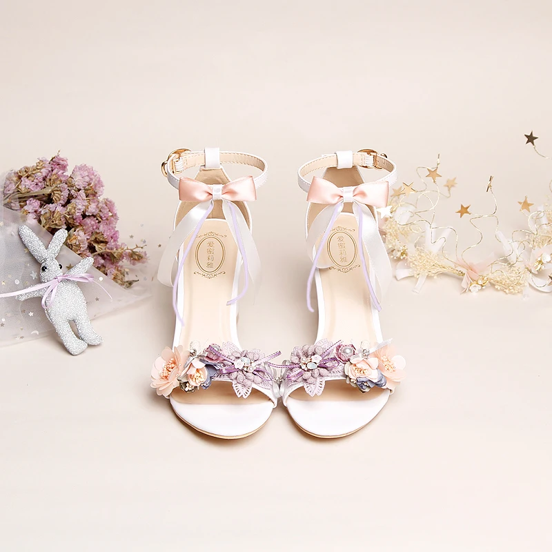 Sandals Female 2019 New Design Fashion Fairy Sweety Flower Silk Bow Strap 7cm High Square Block Fat Heels Students Rough heel
Sandals Female 2019 New Design Fashion Fairy Sweety Flower Silk Bow Strap 7cm High Square Block Fat Heels Students Rough heel