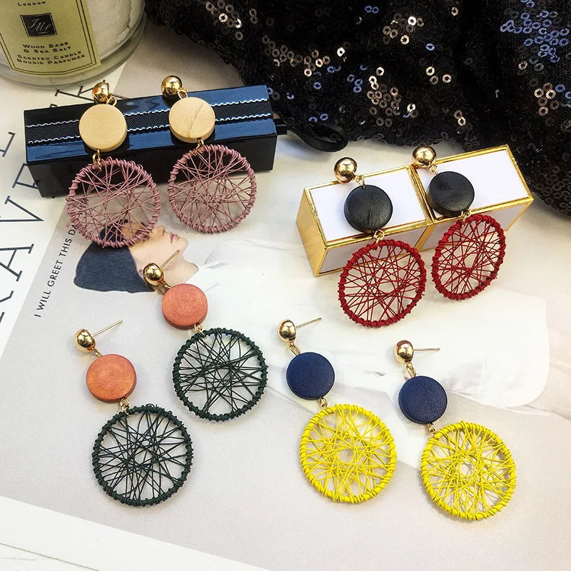 1 Pair Alloy Earrings European Style Net Circle Round Geometric Round Stud Earrings Fashion Women Jewelry Long Drop Earring 6cm
1 Pair Alloy Earrings European Style Net Circle Round Geometric Round Stud Earrings Fashion Women Jewelry Long Drop Earring 6cm