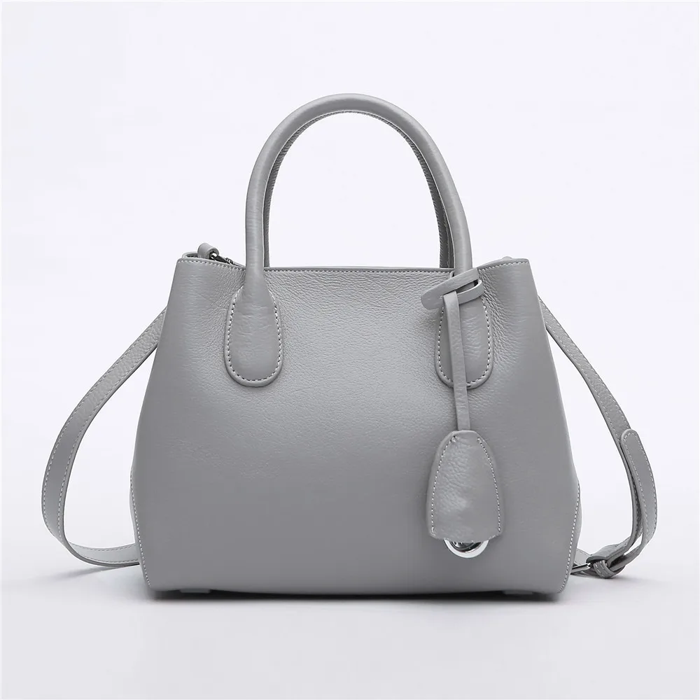 Simple Style Hot Sale Leather Shopping Bag Zipper Fashion Designer Brand Handbag Lady Causal Totes Bolsa Female Sac
Simple Style Hot Sale Leather Shopping Bag Zipper Fashion Designer Brand Handbag Lady Causal Totes Bolsa Female Sac