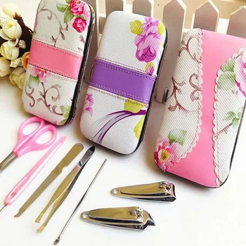 50sets 7 in 1 Rattan Flower Printing Nail Clipper Scissor Kit Woman Pedicure Manicure Set Wedding Favors Gifts
50sets 7 in 1 Rattan Flower Printing Nail Clipper Scissor Kit Woman Pedicure Manicure Set Wedding Favors Gifts