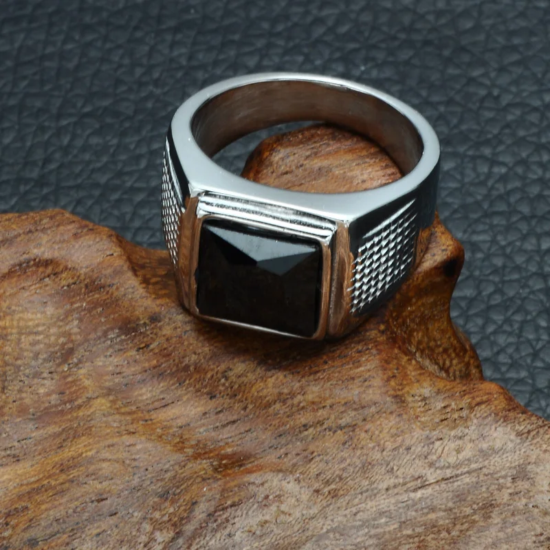 HIP Vintage Black Cubic Zirconia Ring Silver Color Titanium Stainless Steel Mens Signet Rings For Men Punk Rock Jewelry
HIP Vintage Black Cubic Zirconia Ring Silver Color Titanium Stainless Steel Mens Signet Rings For Men Punk Rock Jewelry